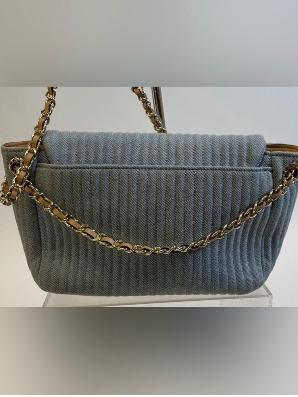henri bendel Quilted Light Blue Chain Crossbody Bag - Picture 5 of 11